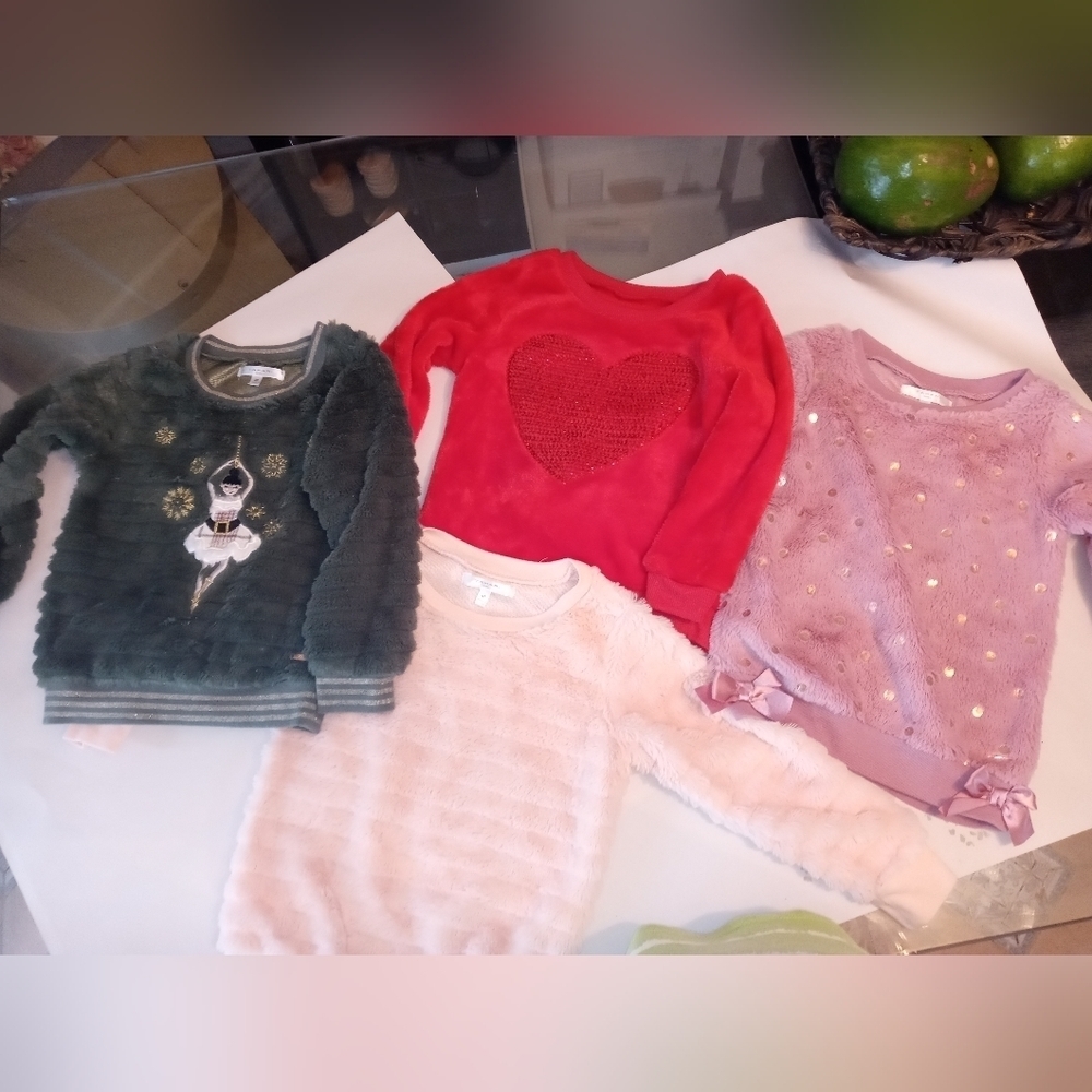 TAHARI GIRLS 4T LOT OF 4 FAUX FUR SOFT COZY PULLOVER SWEATERS